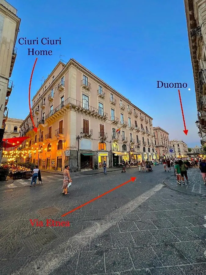 CiuriCiuri Home Appartamento storico nel centro di Catania